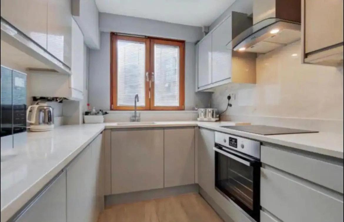 Stylish 3 Bed Flat In Greenwich Londres Appartement